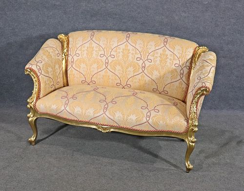 FRENCH UPHOLSTERED SETTEE 