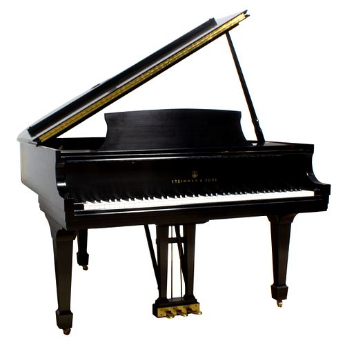 Steinway Model M  Piano