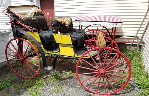 MONTGOMERY WARD, CHICAGO HORSE DRAWN BUGGY 4 SEATER
