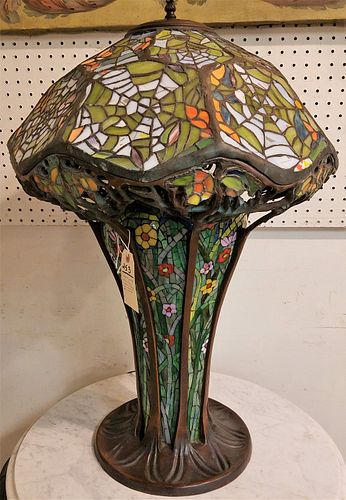 TOP OF THE LINE BRONZE TIFFANY STYLE LEADED SHADE SPIDERWEB LAMP W/ GLASS MOSAIC BASE 30"H X 22" DIAM
