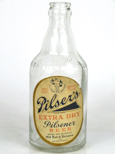 1943 Pilser's Extra Dry Beer (Fidelio Embossed) 12oz Steinie bottle Brooklyn, New York