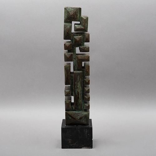 LUIS ORTIZ MONASTERIO (Ciudad de México, 1906 - Ciudad de México, 1990) Sin título Sin firma. Fundición en bronce  60 cm a...