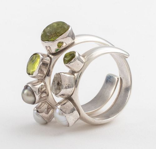 Lilly Barrack Silver Peridot, Topaz & Pearl Ring