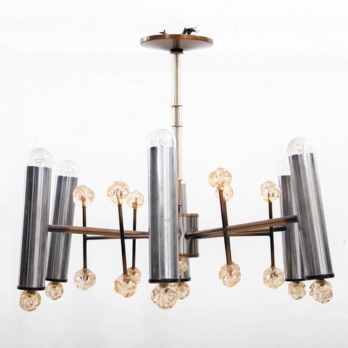Lámpara de techo. Años 50. Para 5 luces. Elaborada en metal plateado y cobre. Con aplicaciones de acrílico.