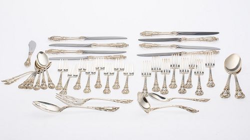Lunt Eloquence Sterling Silver Flatware, 39 pcs