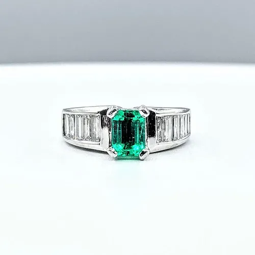 Striking Emerald & Diamond Dress Ring - Platinum