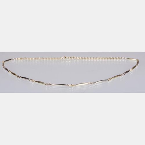 A 14kt. Yellow Gold Necklace.