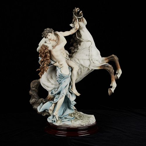Giuseppe Armani "Embrace" Ceramic Figure