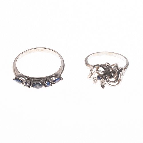 Media churumbela y anillo vintage con zafiros en plata paladio. 8 zafiros corte redondo y marquís. Talla: 6 y 9. Peso: 4.3 g.