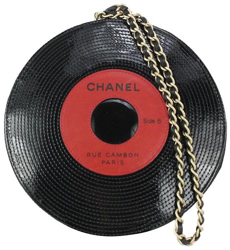 CHANEL BLACK X RED VINYL RECORD MOTIF LP DISC CHAIN CLUTCH BAG