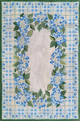 Claire Murray Hydrangea Pattern Hooked Rug