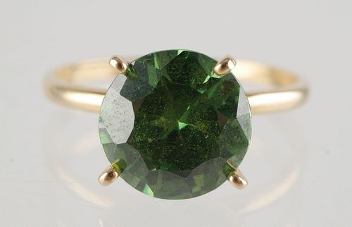 14k Solitaire Cut Emerald Ring Size 6.25