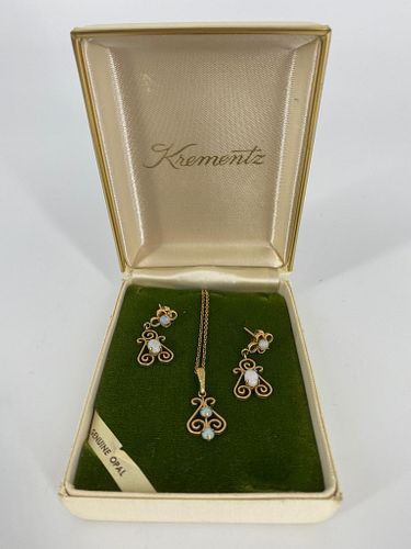 Krementz Jewelry Set with Opals