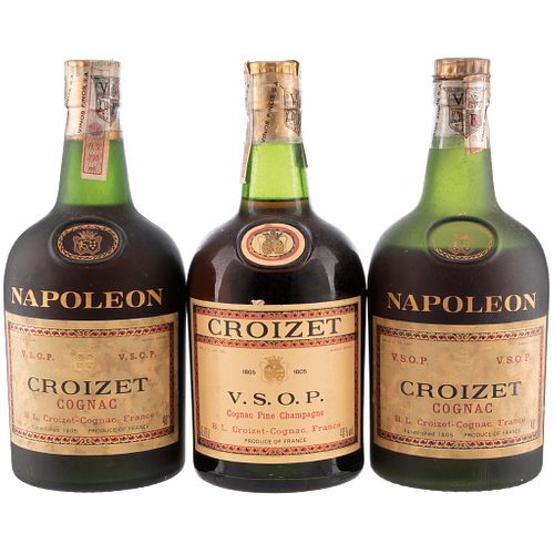 Croizet Napoleón. V.S.O.P. Fine Champagne. Cognac. France. Piezas: 3.