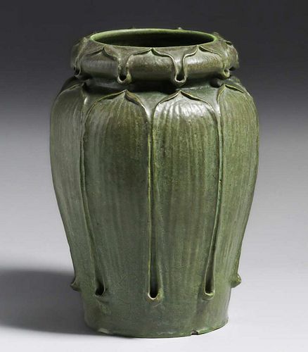 Exquisite Grueby Pottery "Kendrick" Vase c1905