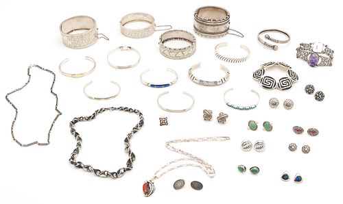29 Native American & American Jewelry Items