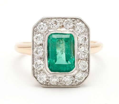 Ladies 14K Emerald & Diamond Ring
