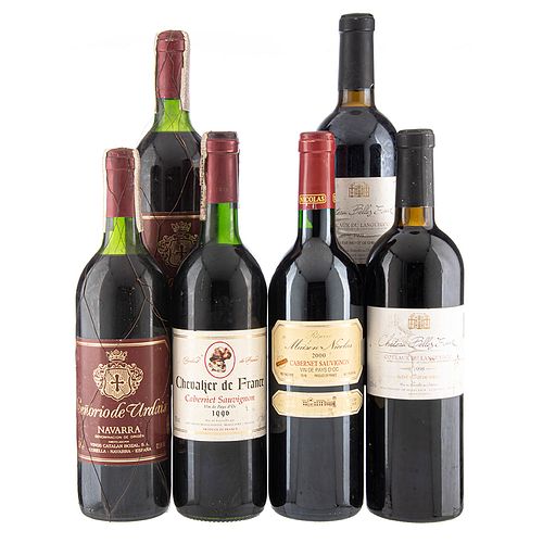 Lote de Vinos Tintos de Francia y España. Chevalier de France. En presentaciones de 750 ml. Total de piezas: 6.