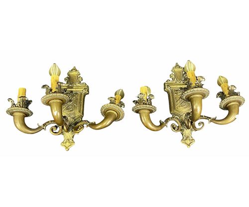 PAIR OF CIRCA 1900's BRASS WALL SCONCES