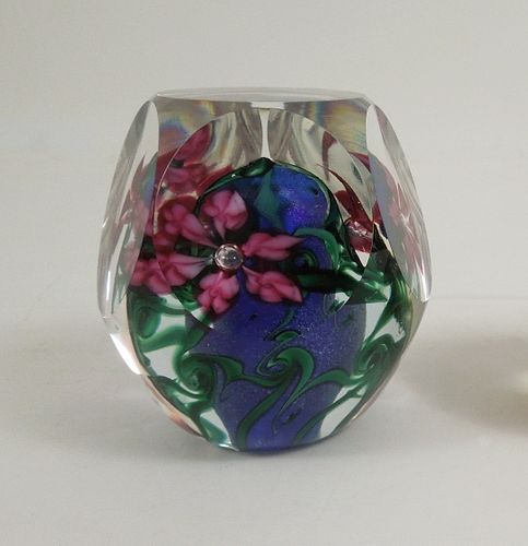 Vandermark Studio Art Glass Paperweight. 