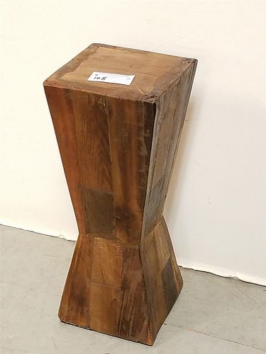 WOODEN STAND 20 1/2"H X 8" SQ
