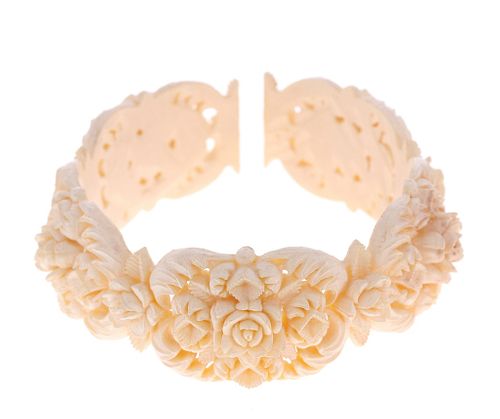 Floral Hand Carved Vegetable Ivory Bracelet