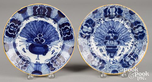 Pair of Delft blue and white plates, early 18th c.