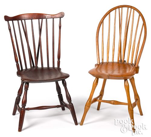 Two braceback Windsor chairs, early 19th c.