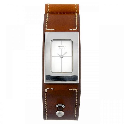 HERMES - a mid-size Cherche Midi wrist watch. Stainless steel case. Reference CM1.210, serial 258556
