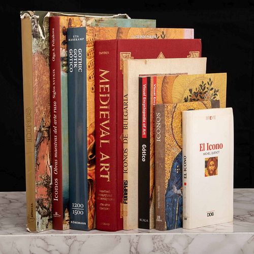 Libros sobre Arte Gótico, Medieval e Iconos.  Iconos. Obras Maestras del Arte Ruso Siglos XVI - XIX / L´Art Gothique. Pzs: 8.