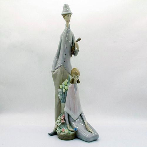 Violinist and Girl 1001039 - Lladro Porcelain Figurine