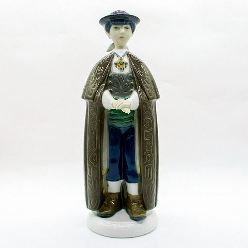 Little Town Mayor 1001161 - Lladro Porcelain Figurine