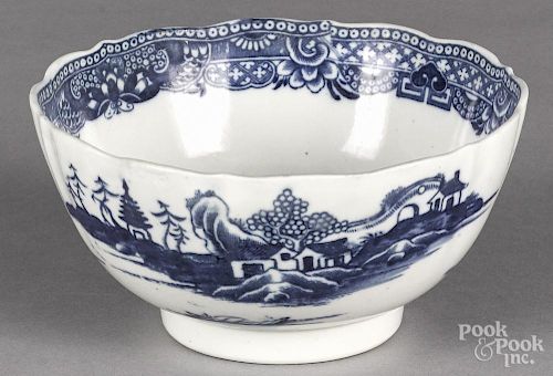 Dr. Wall Worchester bowl, late 18th c., 3'' h., 5 3/4'' dia.