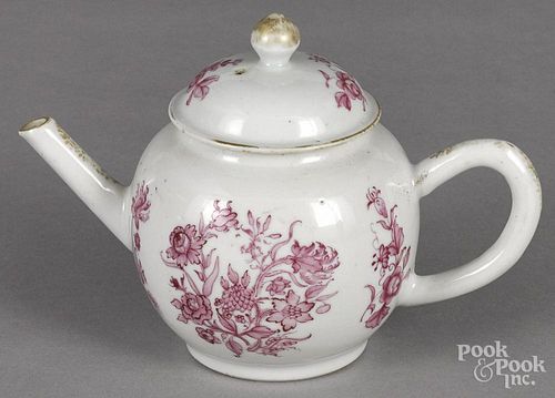 Chinese export porcelain teapot, late 18th c., with puce floral decoration, 5 1/4'' h.