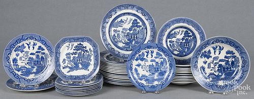 Thirty-nine pieces of Blue Willow, 20th c., to include plates and soup bowls.