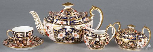 Royal Crown Derby porcelain tea service teapot, 6'' h.