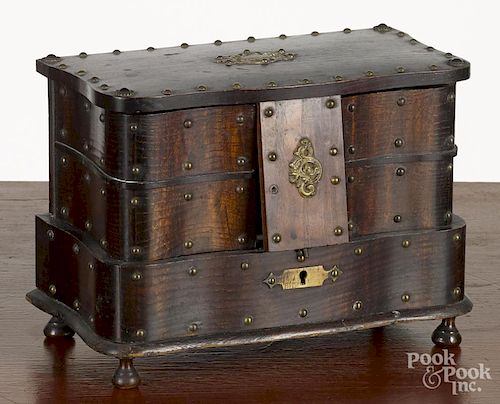 English elm locking jewel chest, late 19th c., with brass tack decoration, 6 1/2'' h., 8 1/2'' w.