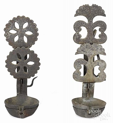Two Continental iron cruise fat lamps, 19th c., 8 3/4'' h. and 7 3/4'' h.
