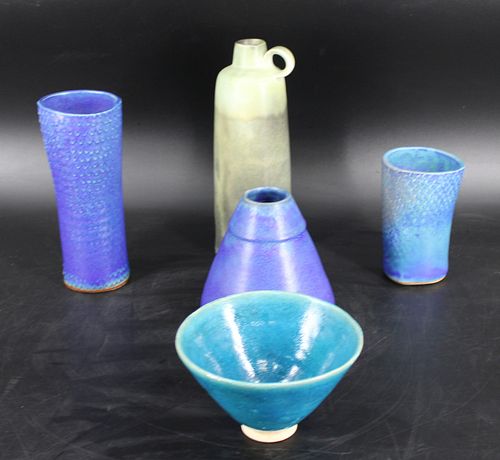 5 Glazed Midcentury Porcelain Items.