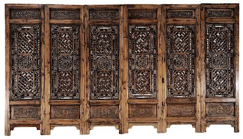 Carved and painted six-panel room screen - 雕饰涂彩六片式屏风