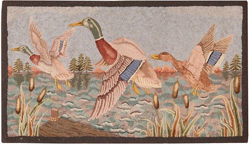 Antique Mallard Design American Hooked Rug 4 ft 4 in x 2 ft 7 in (1.32 m x 0.79 m)