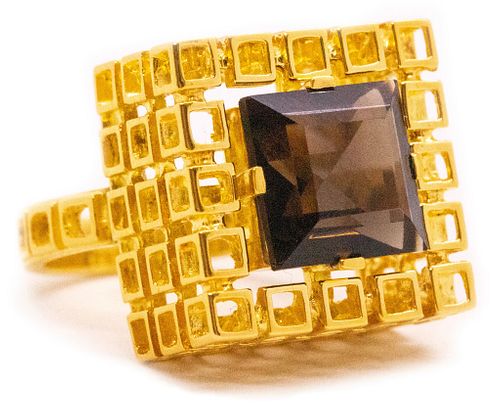 Modernist Ring in the manner of Andrew Grima in 14 kt gold with topaz
