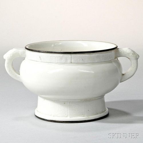 White-glazed Stem Bowl with Two Handles