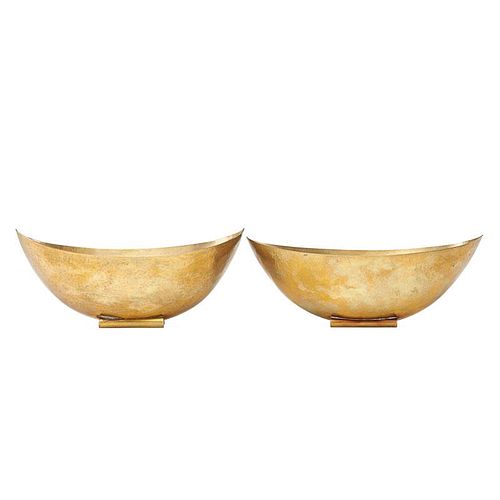 JOSEF HOFFMANN Two footed bowls