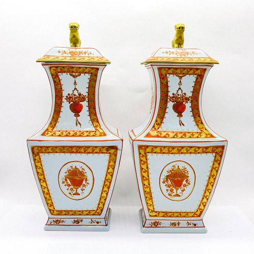 2 Mottahedeh Vista Alegre Porcelain Vases, Chinese Lanterns
