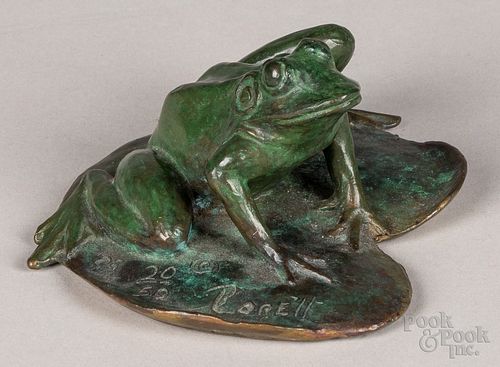 Bobbie Lorett bronze of a frog on a lily pad