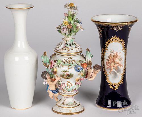 Meissen porcelain cherub trumpet vase, 19th c.