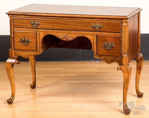 Queen Anne style dressing table