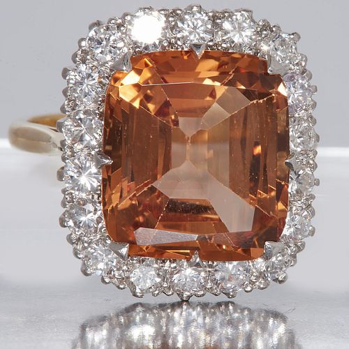 IMPORTANT CERTIFICATED ORANGE TOPAZ AND DIAMOND CLUSTER RING