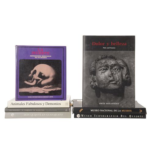 Libros sobre el Museo de la Muerte, Museo del Quijote, Animales Fabulosos y Demonios. Piezas: 7.